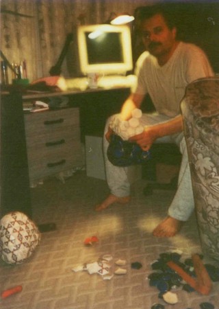 vľavo hotová lopta z troch lôpt