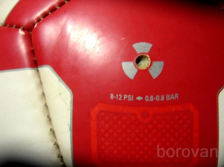 Fúka sa tlakom 0,6 až 0,8 bar. prípadne 8 až 12 psi