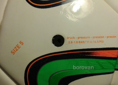 Fúka sa tlakom 0,8 až 1,0 bar prípadne 11,6 až 14,5 psi